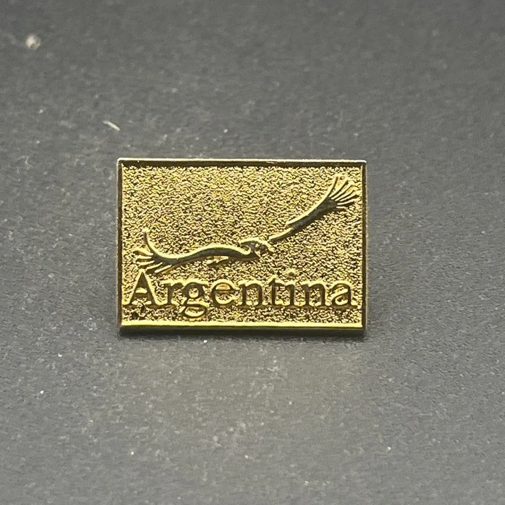 Argentina South American Country Gold‎ Tone Lapel Hat Pin